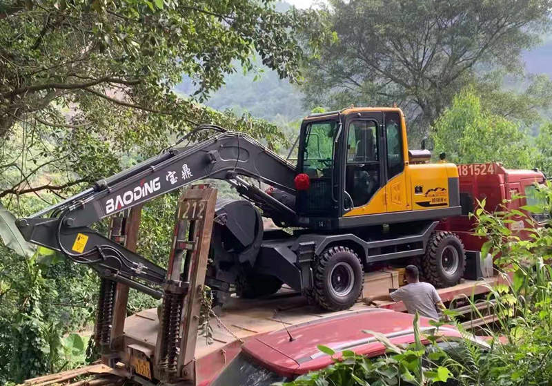 寶鼎105輪式抓木機型號